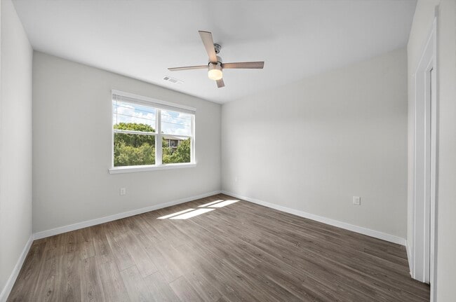 2555 Farm to Market 2920 Unit B2