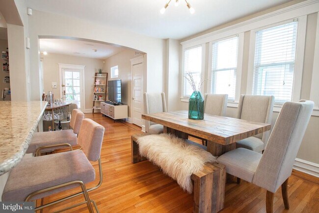 Photo - 2215 N Harrison St