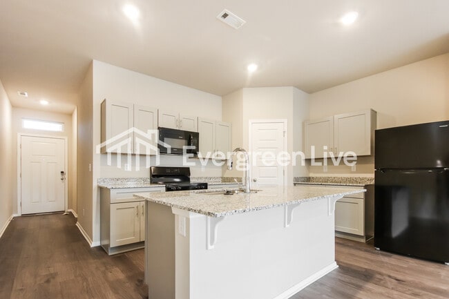 Photo - 6613 NW Kathleen St