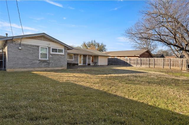 Photo - 3518 Windsor St