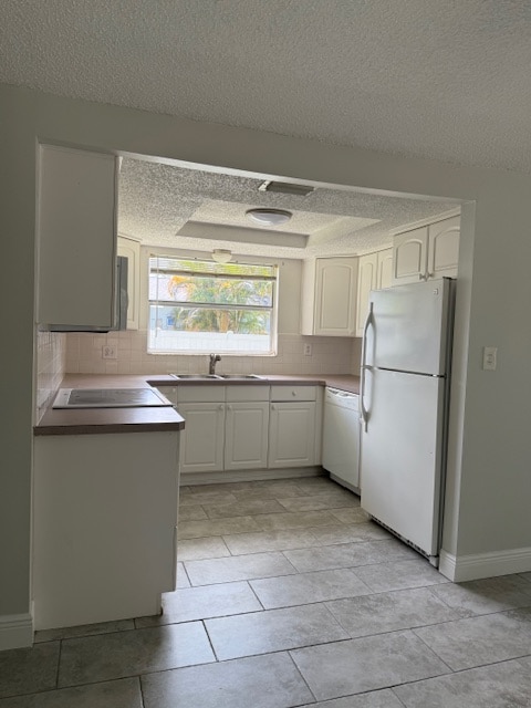 Photo - 136 Davenport Ave NE