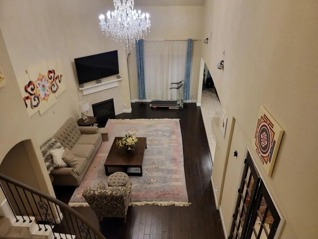 Photo - 1011 Nail Ln