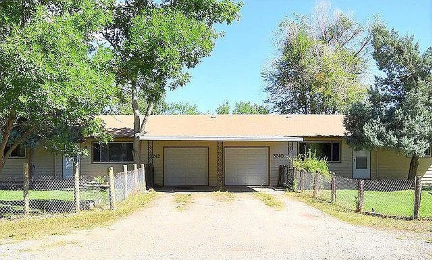 Photo - 2 Bedroom 1 Bath Duplex In Laporte!