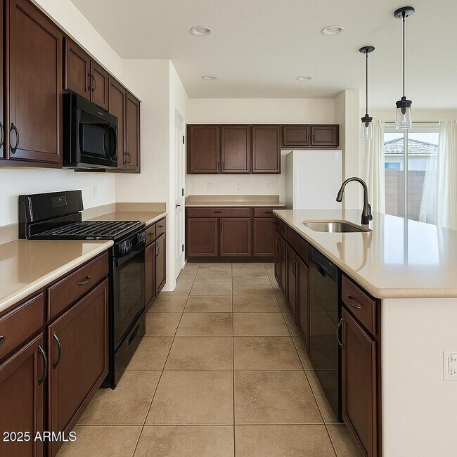 Photo - 910 S 199th Ln