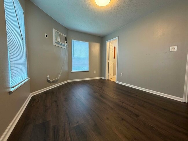 Photo - 3028 Avenue M Unit 1A