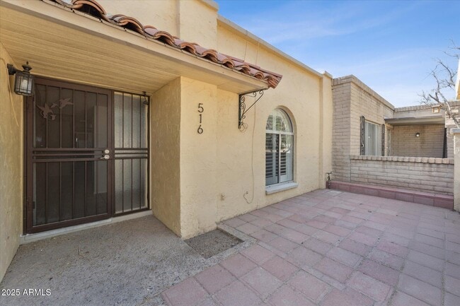 Photo - 516 N Hobson Plaza