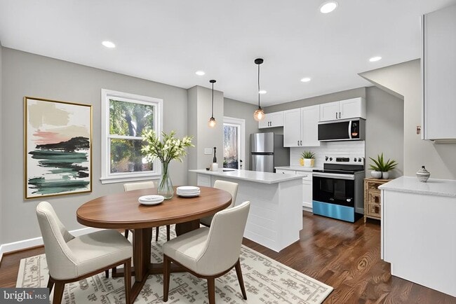 Photo - 1109 Congress St SE