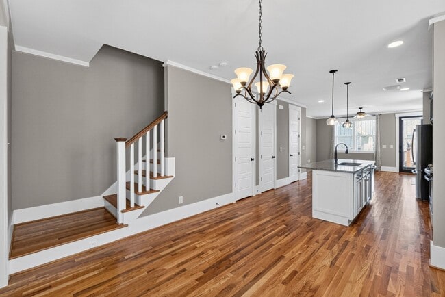 Photo - 720 Waterscape Ct