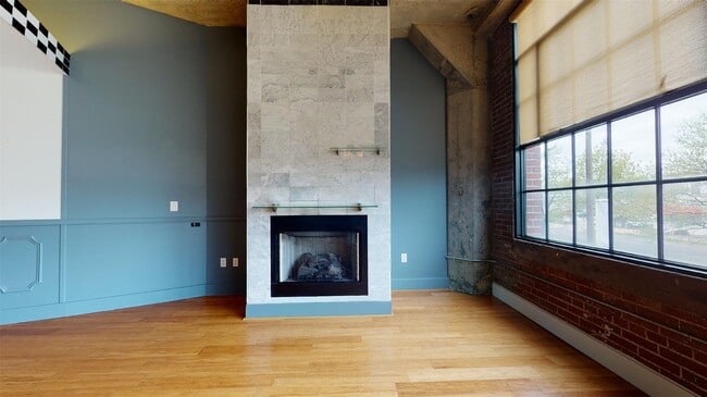 Photo - 4100 Forest Park Ave Unit 203
