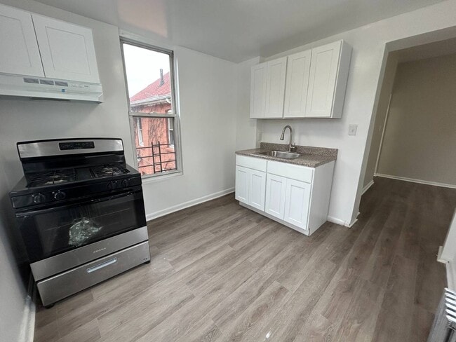 Photo - 1819 Palisade Pl