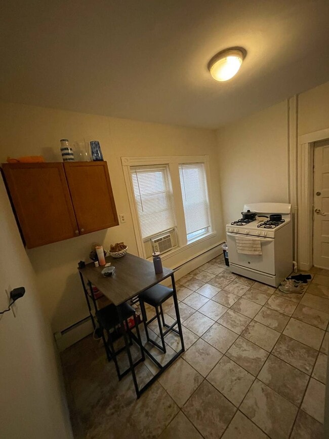 Photo - 72 Prentiss St Unit 2