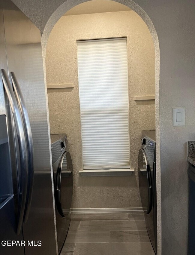 Photo - 1642 Dick Mayers Dr