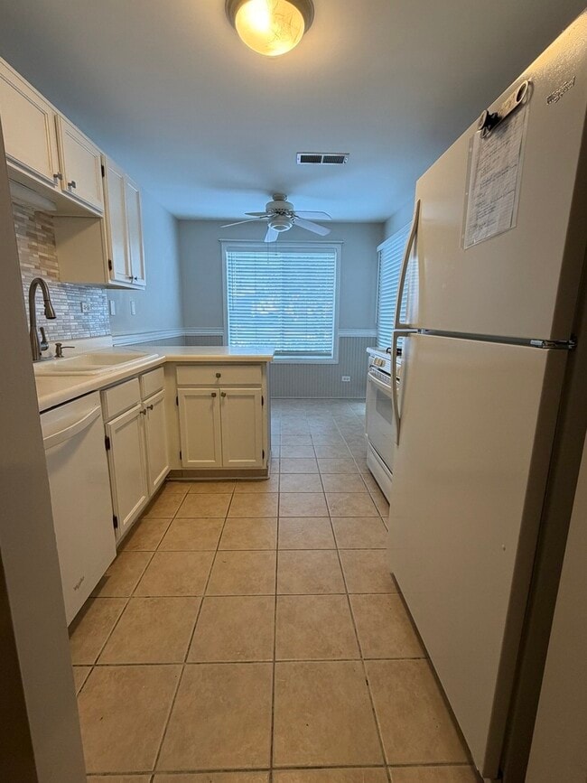 Photo - 7 Ashbury Ln E Unit 7