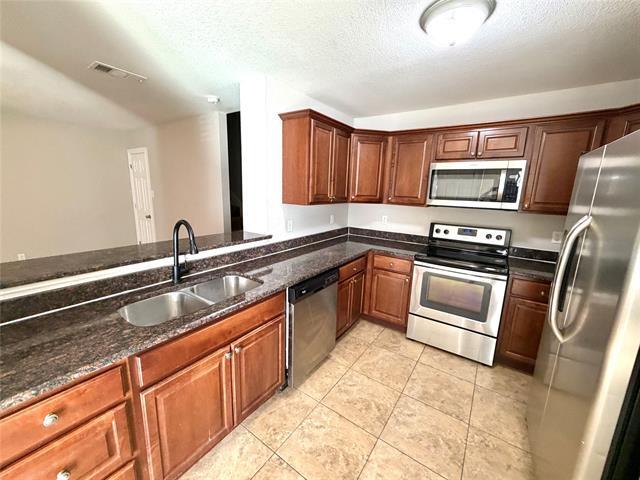 Photo - 2339 Bloomfield Dr