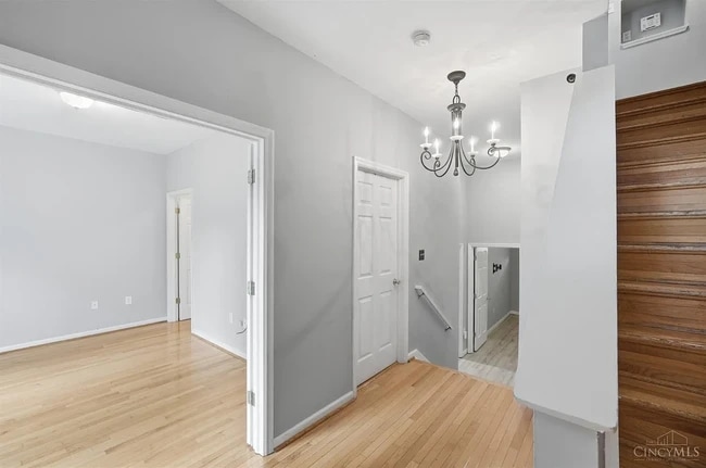 Photo - 710 W Court St