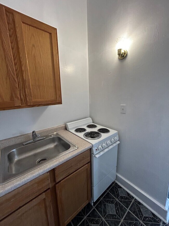 Photo - 911 N 9th St Rd Unit #3