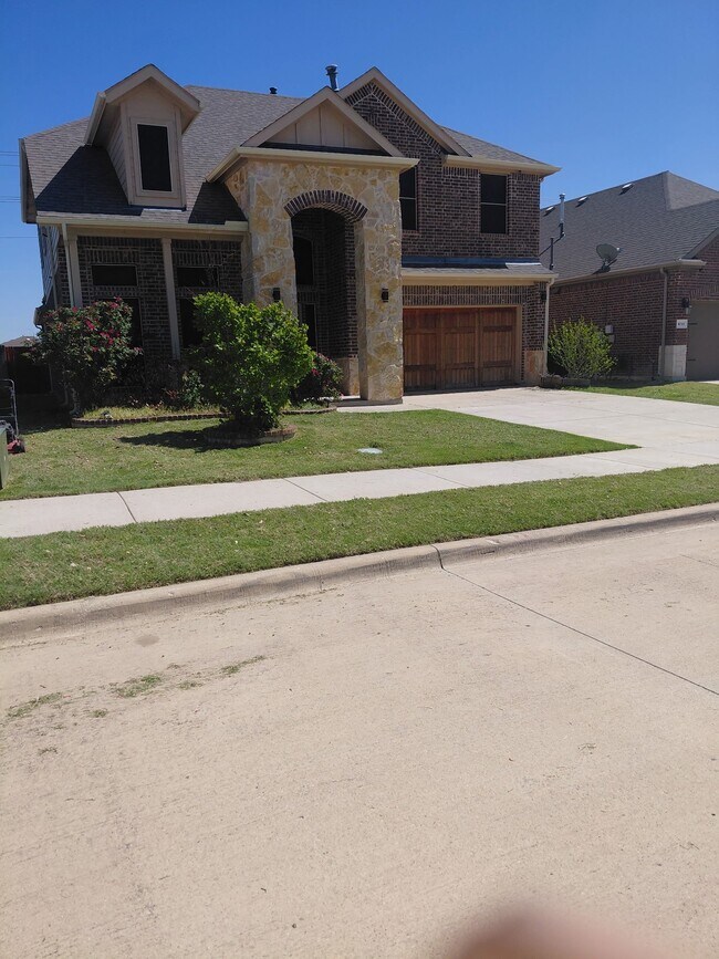 Photo - 1713 Lake Pine Dr