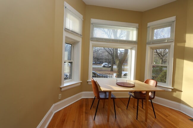 Photo - 2433 N Kedzie Blvd Unit 1F