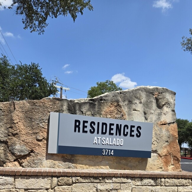 Residences at Salado