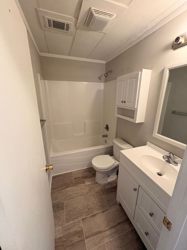 Photo - 195 Nunnally St