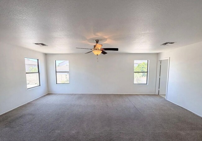 7501 E Deer Valley Rd