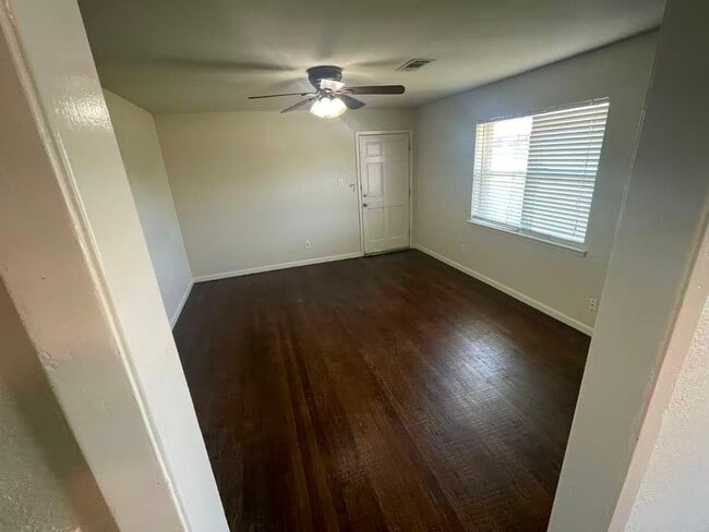 Photo - Great and Affordable Duplex in Plano!