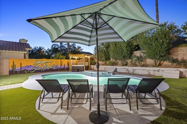 Photo - 5924 E Woodridge Dr