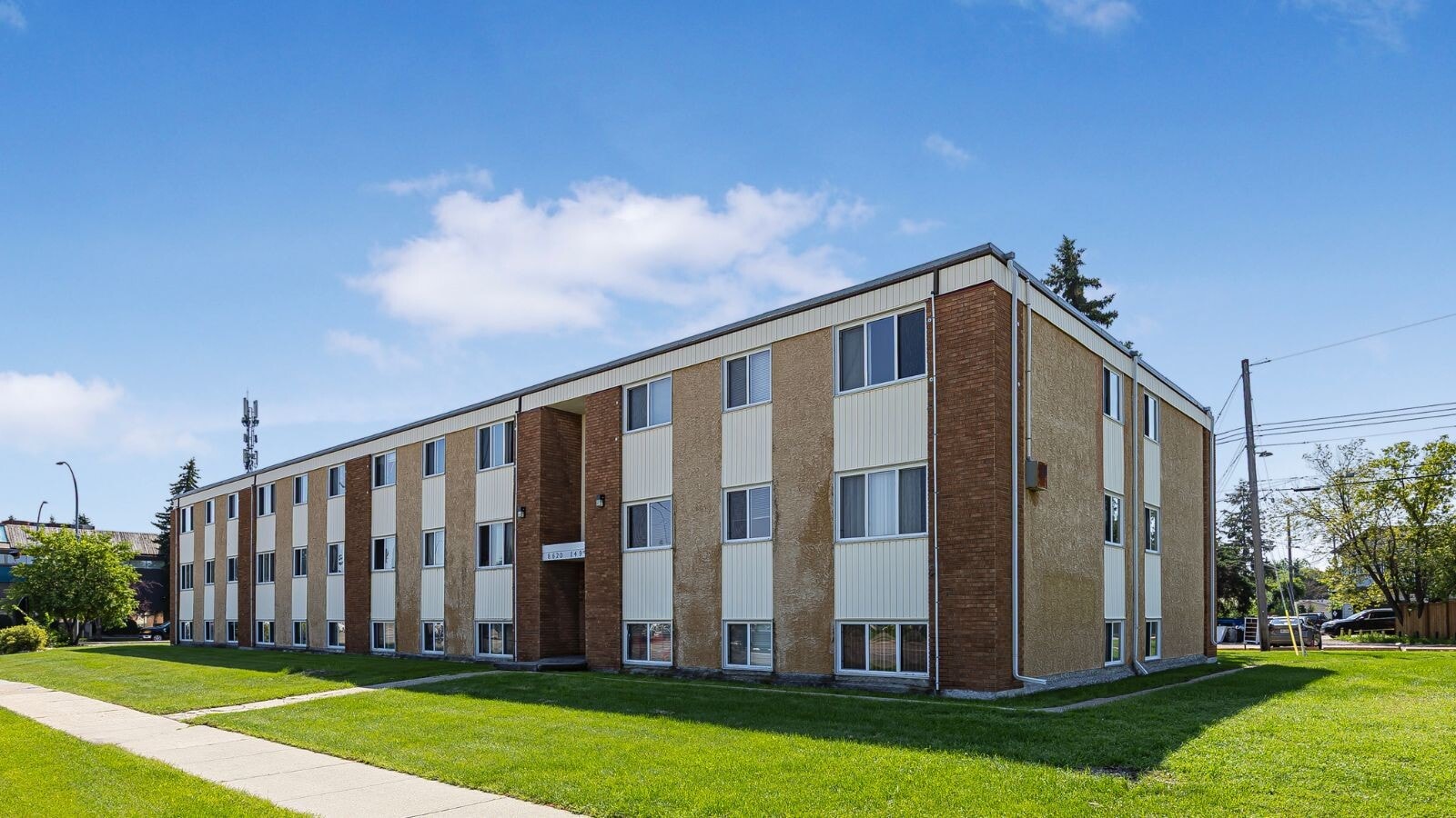 Photo - Quesnel Apartments