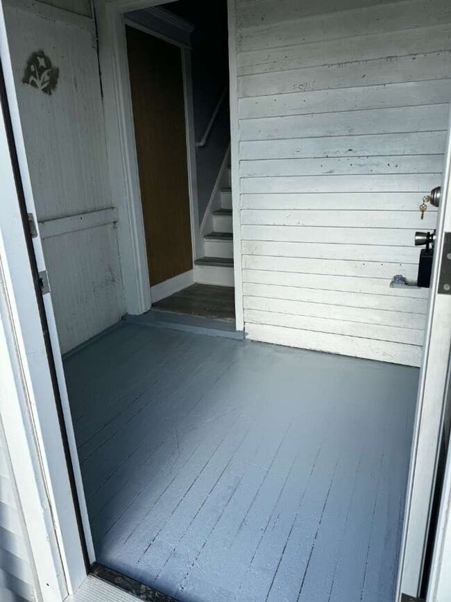 Photo - 25TH ST Unit #3