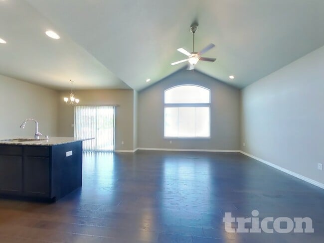 Photo - 1804 Ruddlesway Dr