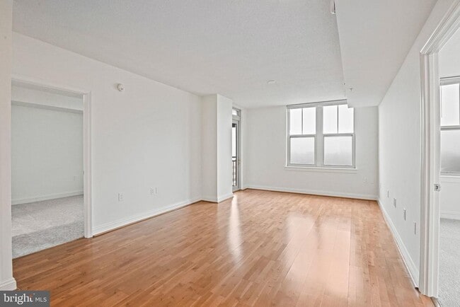 Photo - 11760 Sunrise Valley Dr Unidad 715