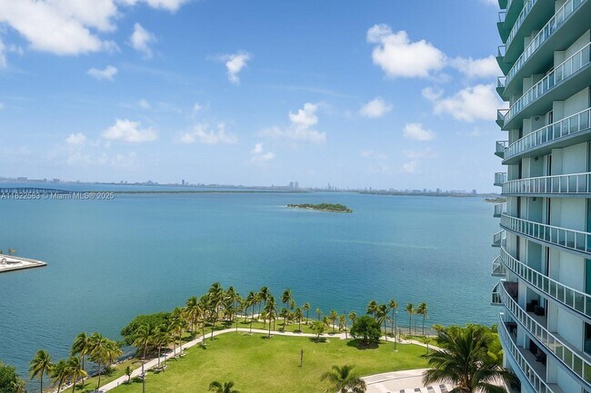 Photo - 1900 N Bayshore Dr Unidad 1717 Rental
