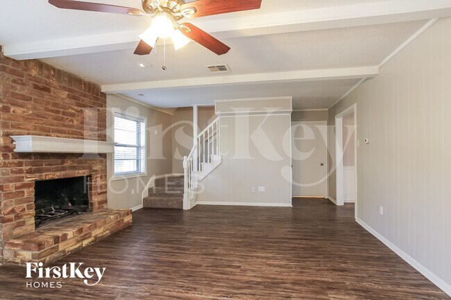 Photo - 11914 Gardenglen Dr