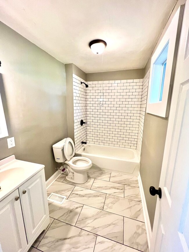 Photo - 2601 N 13th St