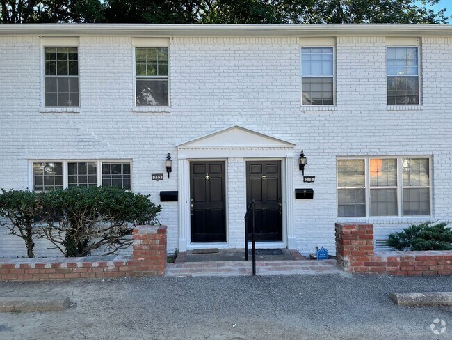 Building Photo - Fletcher Street Unit 313 Rental