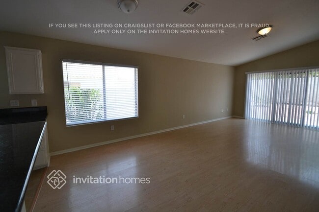 Photo - 1718 Watercreek Dr