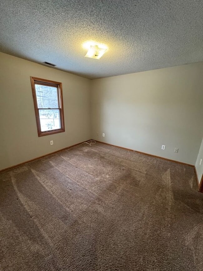 Photo - 6621 Wood Rim Run