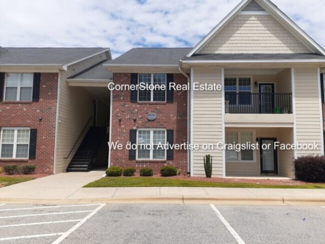 Building Photo - 4040 Bardstown Ct