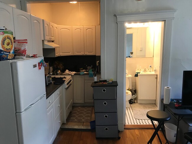 Building Photo - 51 Hemenway St Rental
