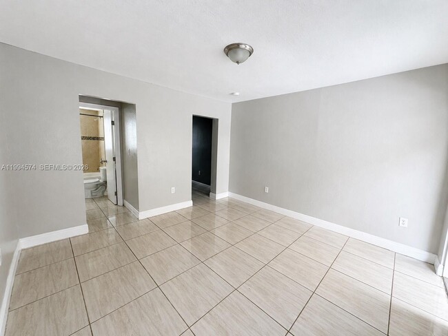 1920 Washington Ave Unit 3