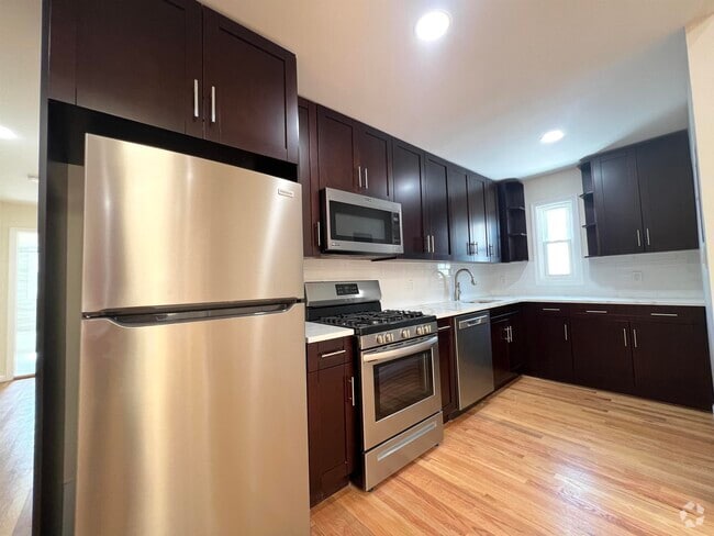 Building Photo - 34 Giles Ave Unit 3 Rental