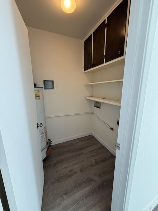 Photo - Completely remodeled and beautiful 2 Bedroom apartment available - Contact Property Pros