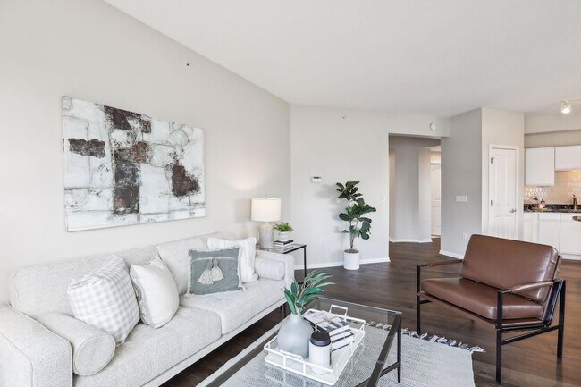 Photo - 500 E Grant St