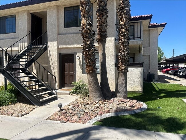 Building Photo - 1190 Ramar Rd Unit 9 Rental