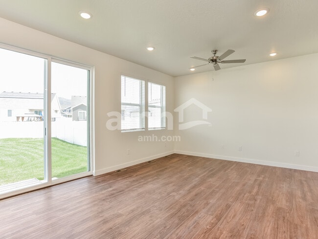 Photo - 3492 N Annabell St