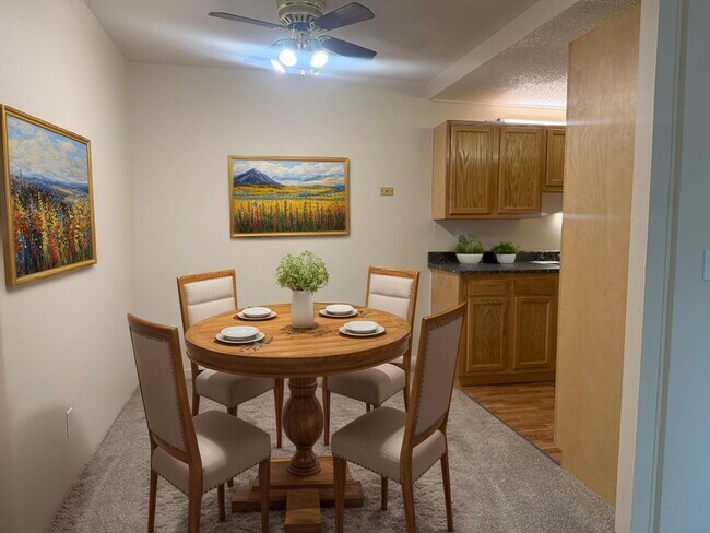 Photo - Woodbridge Manor Apartments