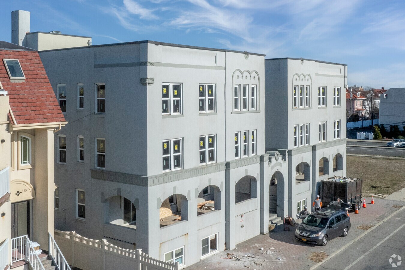 Photo - 315 W Broadway