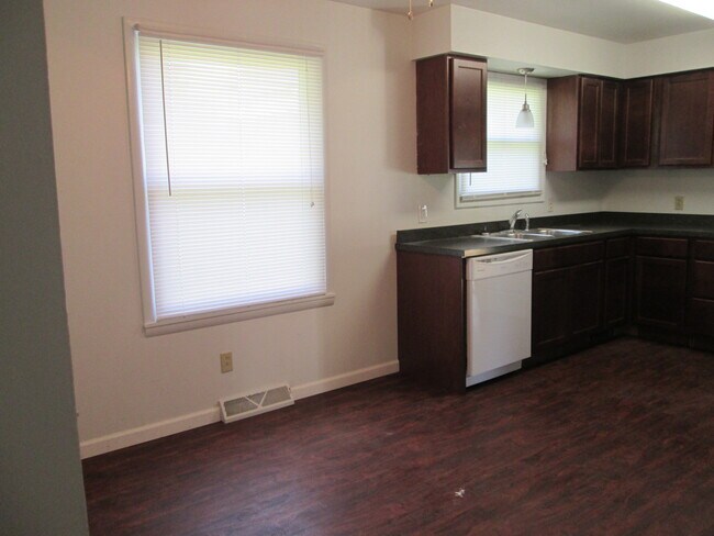 Photo - 308 E Howard St