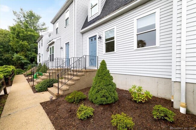 Photo - 45 Hillside Ave Casa