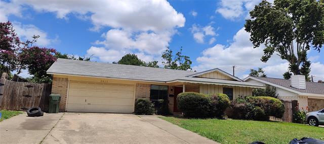 2413 Royal Dr